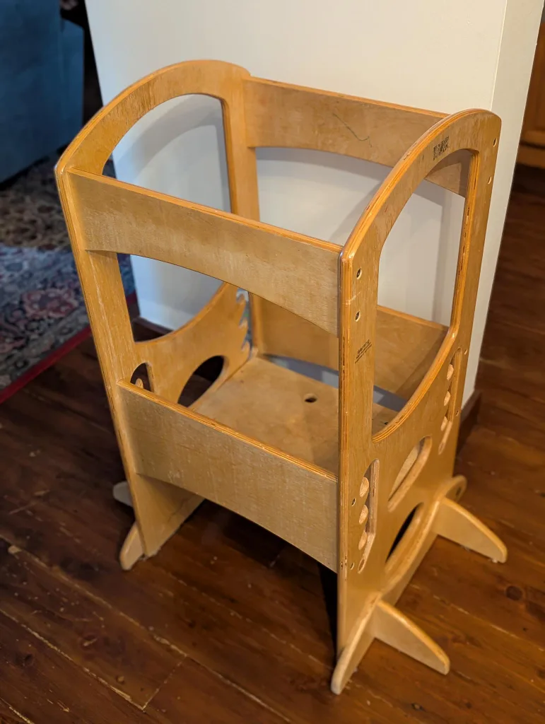 Wooden Learning Tower image indicator(3)