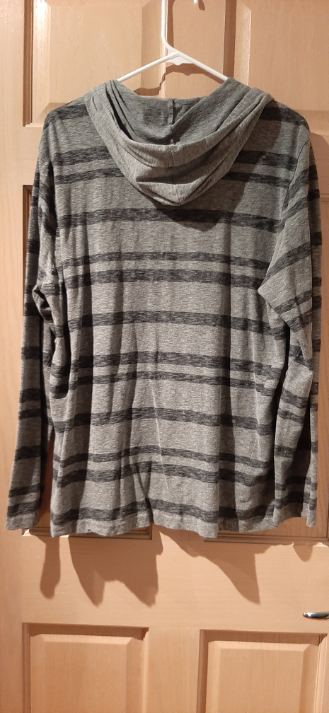 Airwalk Striped Hoodie - Size M - photo 2