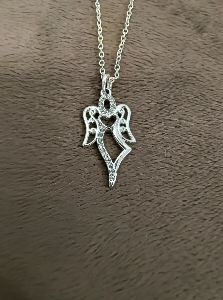 Angel Wing Necklace image indicator(2)