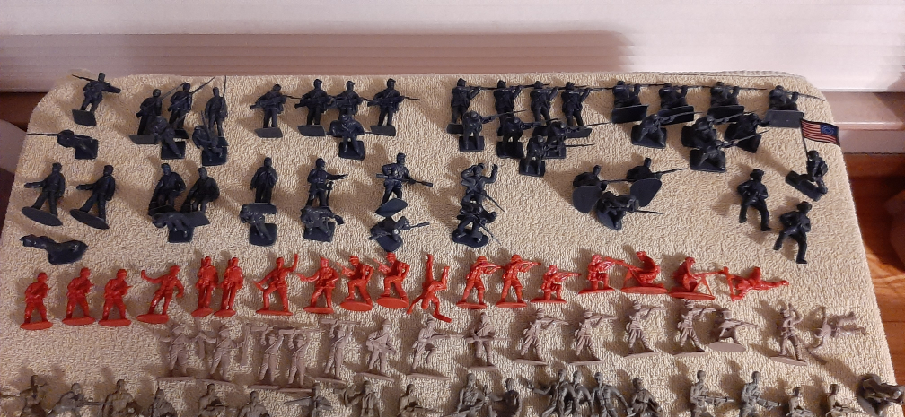 Vintage Toy Army Men & Misc - photo 2