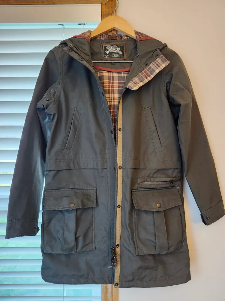 Roots Canada Women's Jacket, Size Small thumbnail
