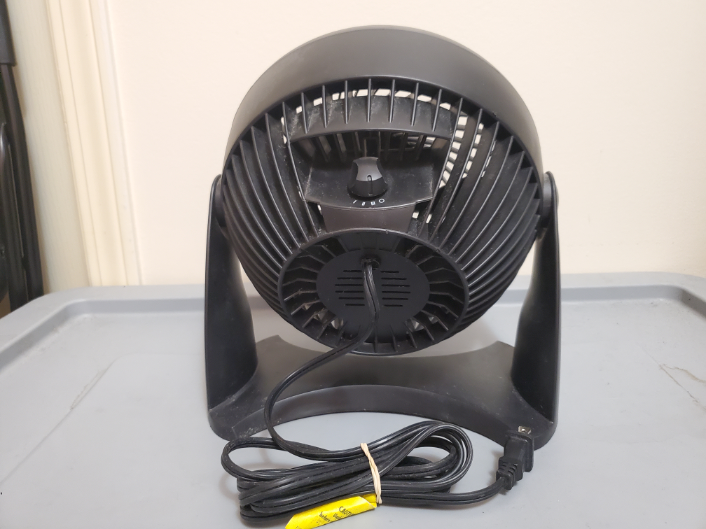 Honeywell Black Table Fan - photo 2
