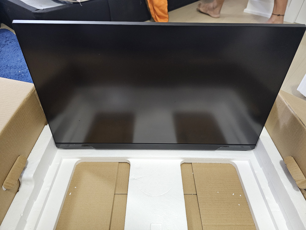 Samsung Odyssey G3 27 inch Monitor - Like New! - photo 3