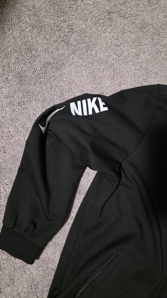 Nike Black Tracksuit - photo 3