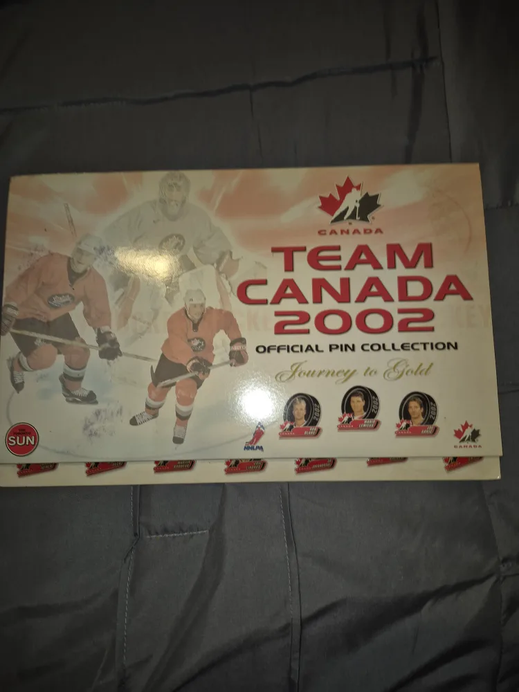 Team Canada 2002 Pin Collection thumbnail
