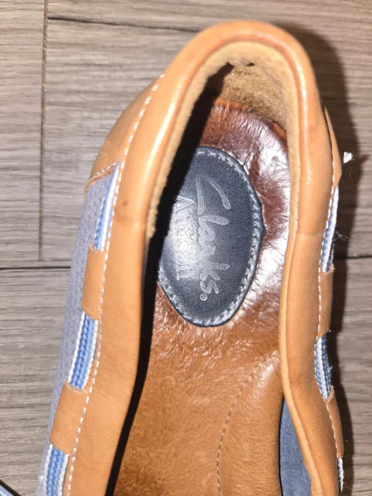 Clarks Artisan Boat Shoes image indicator(3)