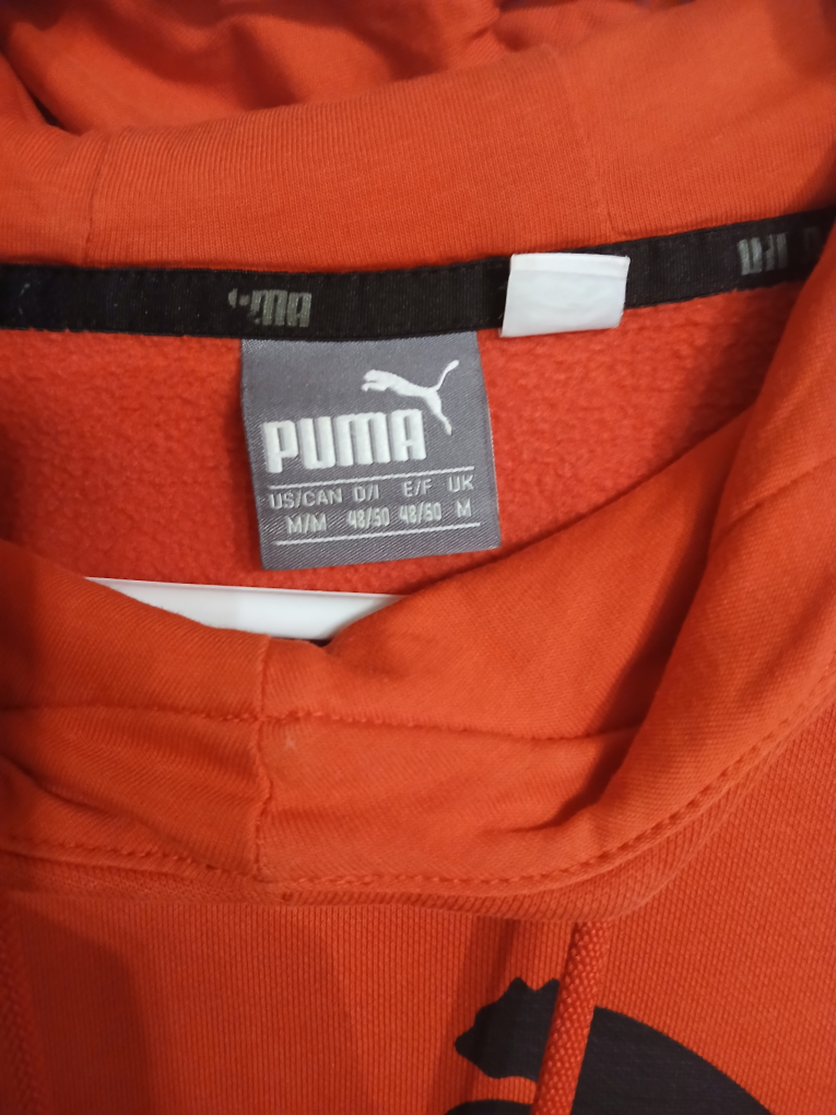 PUMA red hoodie with large pocket, size medium (M) - photo 4
