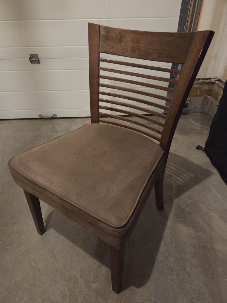 Dining Table and 4 Chairs - Wood - photo 4