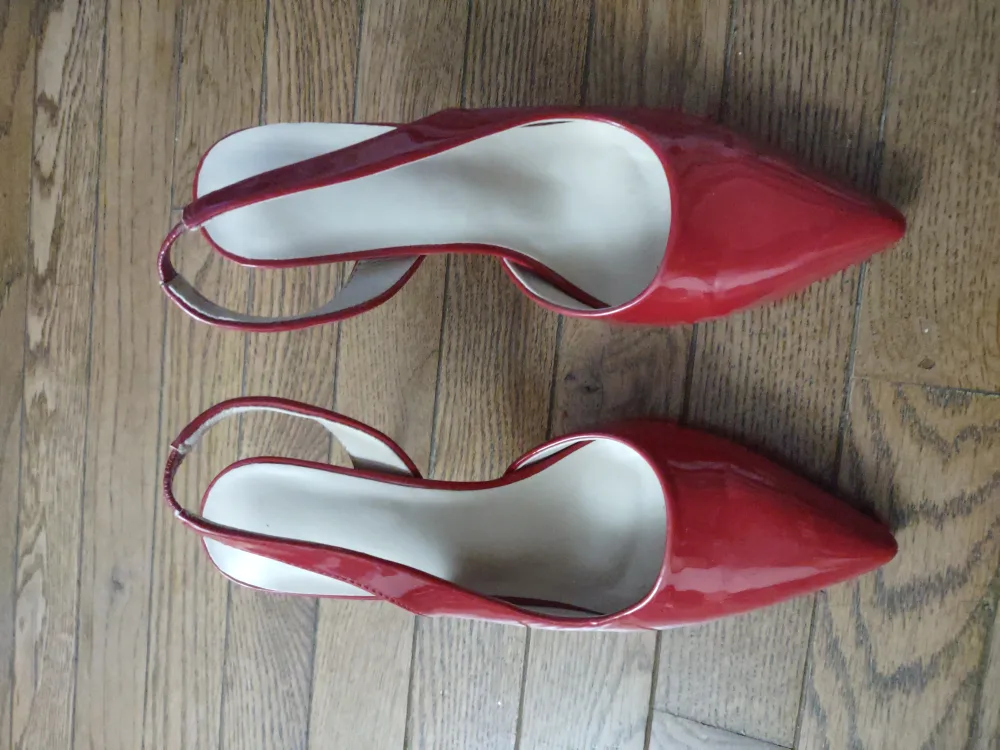Red Slingback Heels image indicator(2)