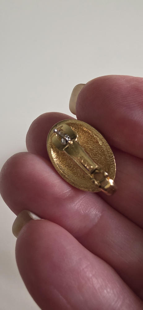Vintage Nina Ricci Gold Tone pierce/Clip On Earrings - photo 3