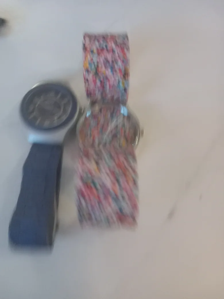 Two ACO quartz watches,two for $15 image indicator(4)