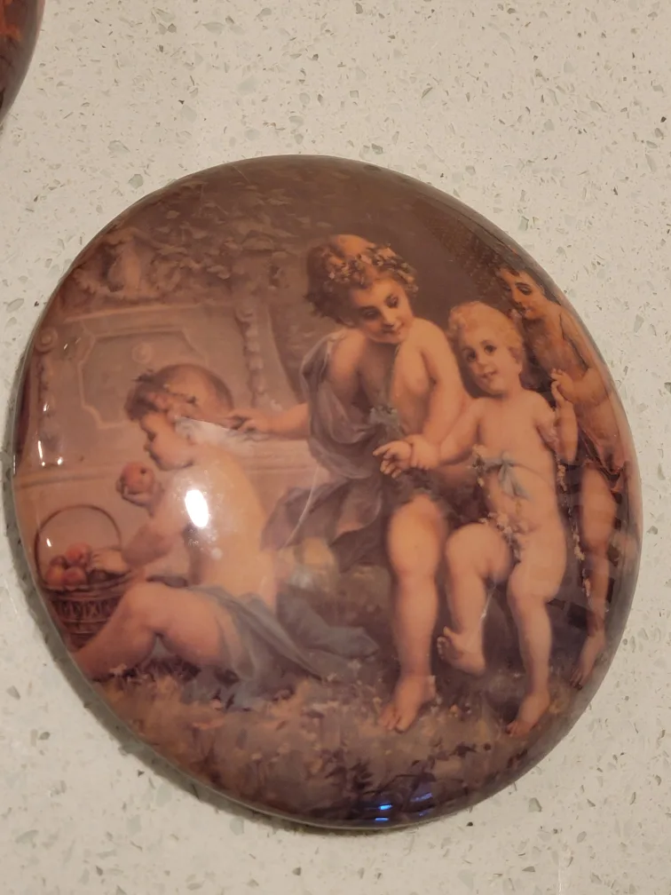 Vintage Cherub Trinket Box image indicator(2)
