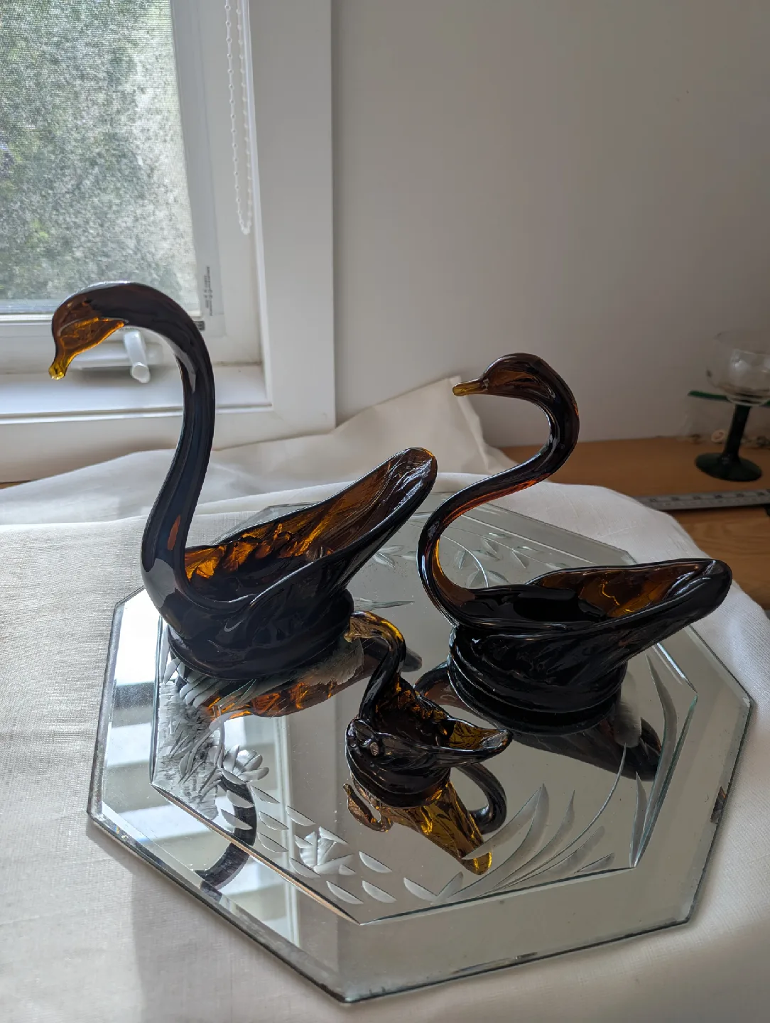 Vintage Amber Glass Swan family set of 3 thumbnail