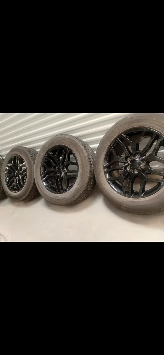 Replica R189 Gloss Black Rims - 5x4.25" Bolt Pattern image indicator(2)