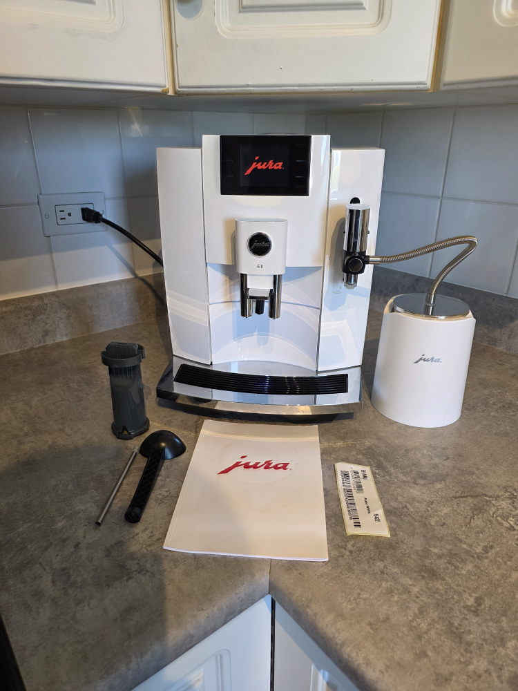 Jura E8 Automatic Espresso Machine - Piano White