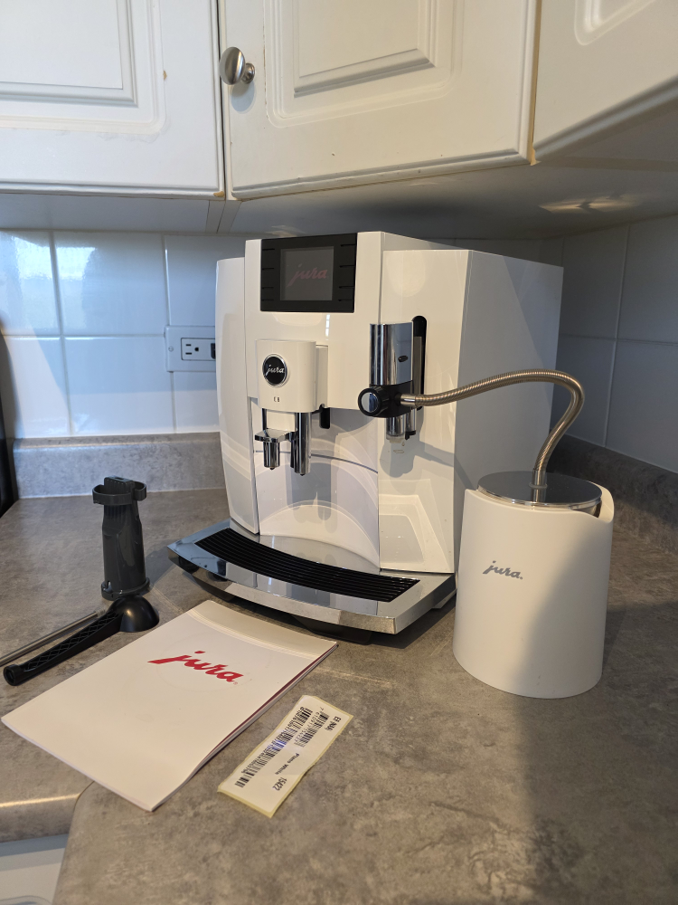 Jura E8 Automatic Espresso Machine - Piano White - photo 2
