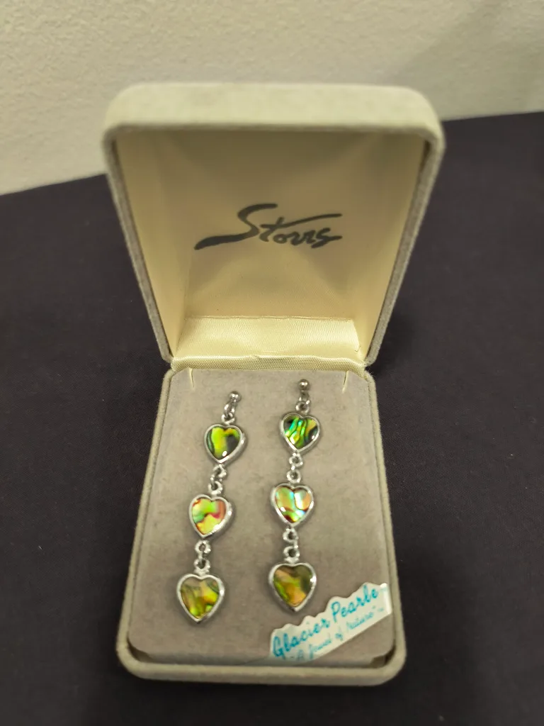 Storus Glacier Pearls Heart Drop Earrings thumbnail