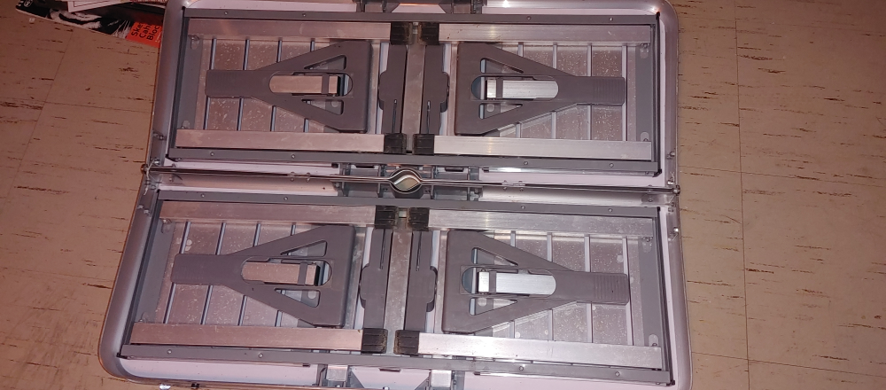 Vintage Folding Suitcase Picnic Table - photo 4