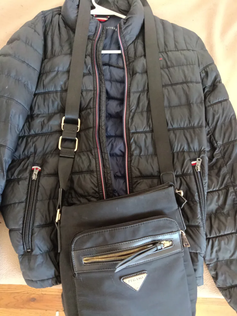 Tommy Hilfiger Puffer Jacket & Pegaso Crossbody Bag thumbnail