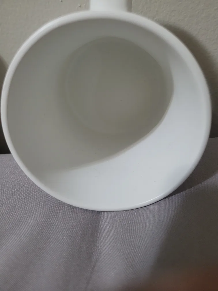 Casa Signature White Mug image indicator(3)