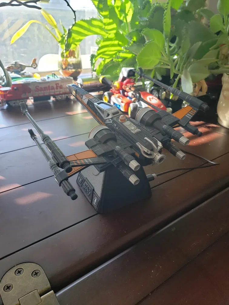 Star Wars Remote Control X-Wing Fighter image indicator(3)