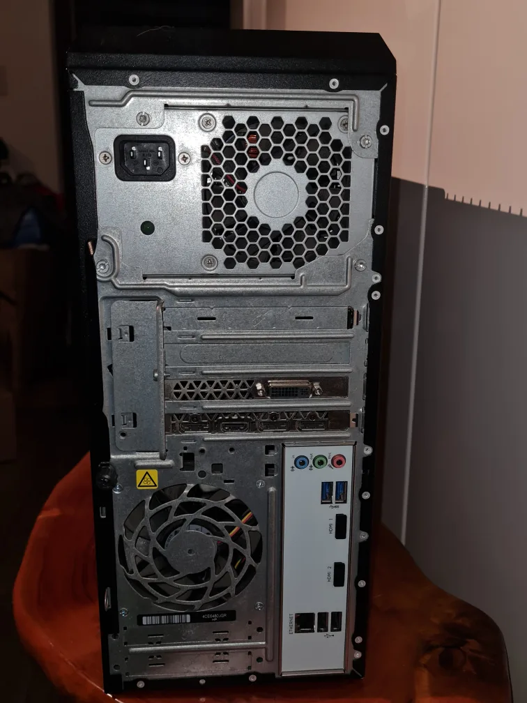 OMEN by HP Desktop PC Series, i7 6700, Model No 870-119 image indicator(8)