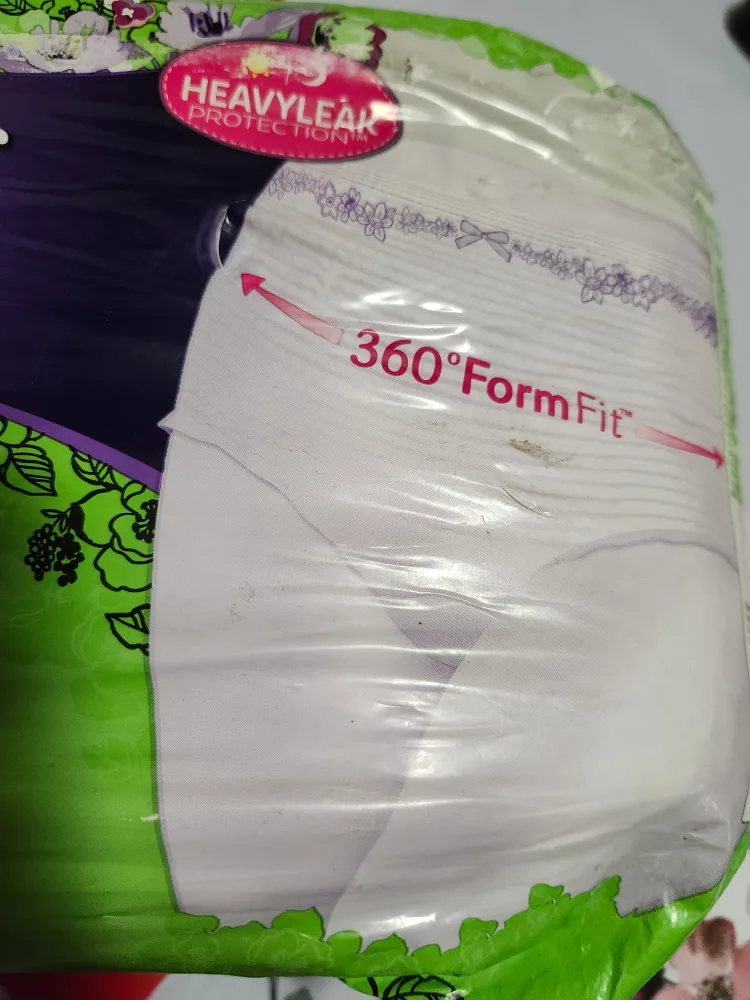 Always Discreet Underwear, Size S/M, 19 Count image indicator(2)