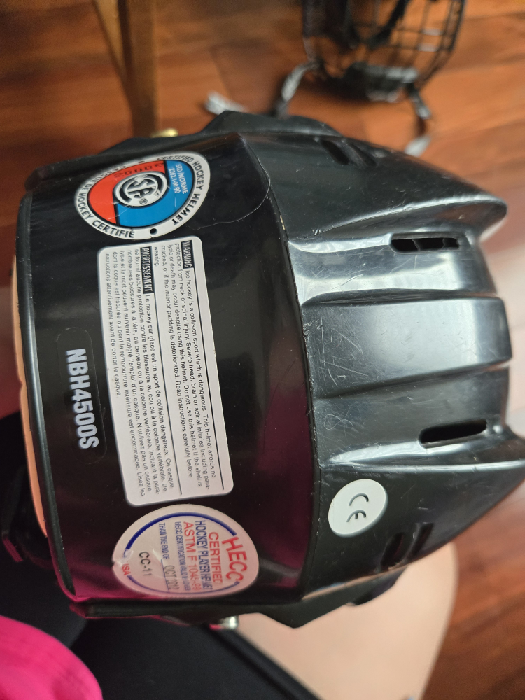 Kids Hockey Helmets - all csa stickers past days - photo 4