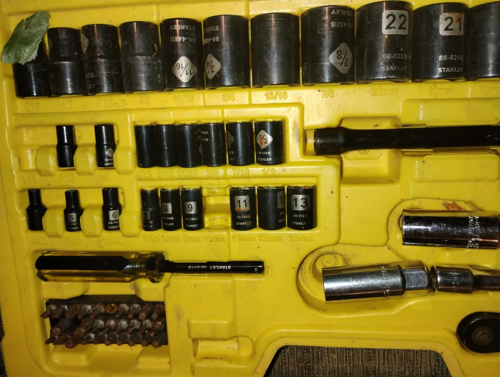 Stanley Socket Set with Case MAKE AN OFFER image indicator(10)