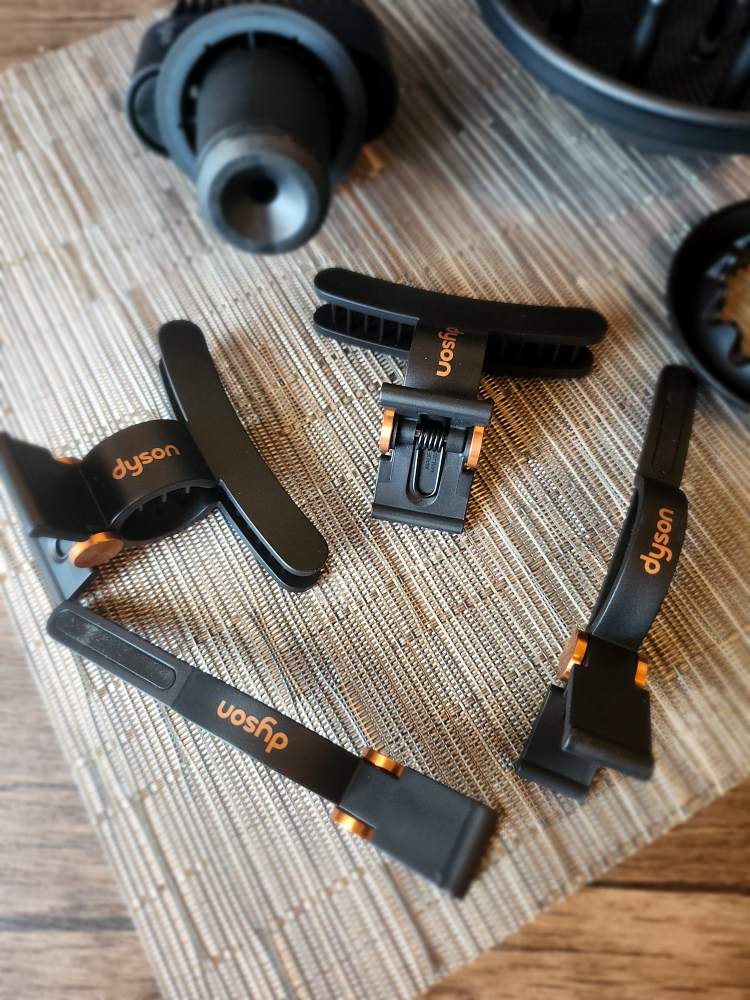 Dyson Supersonic Hairdryer+ Bonus Clippers - photo 3