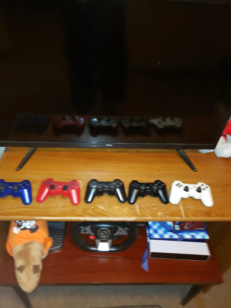 Ps3 controllers - photo 2