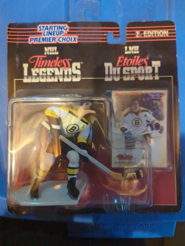 NHL Timeless Legends Ray Bourque Starting Lineup Figure thumbnail