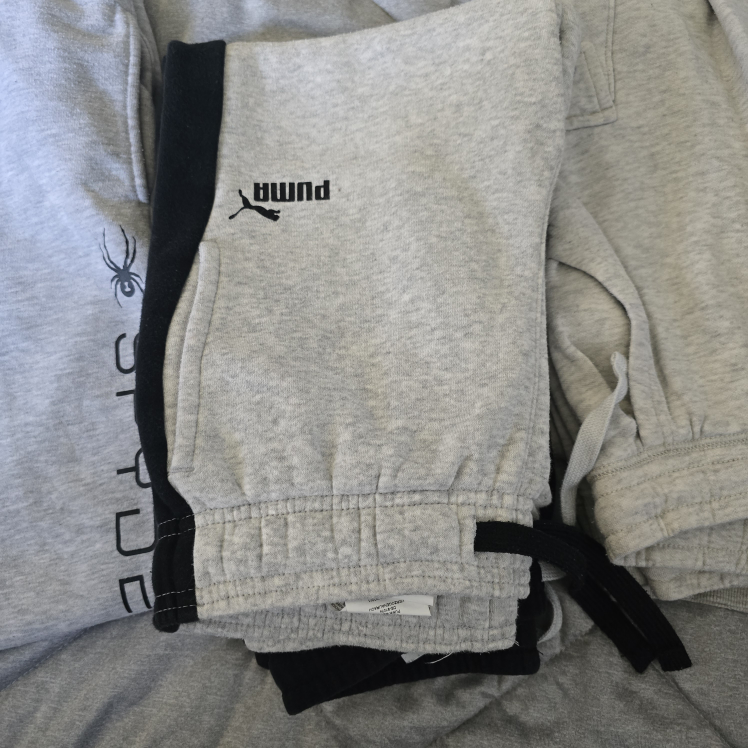 Sweatpants Size 10 to 12, great for back to school - photo 2