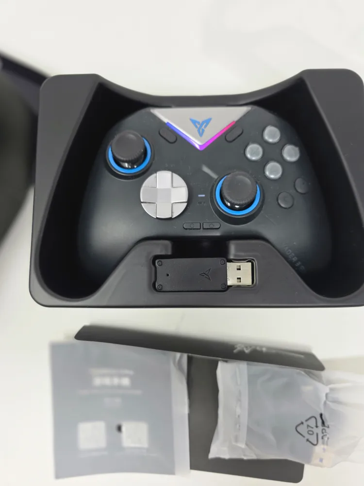 Flydigi Vader 3 Pro Game Controller image indicator(6)
