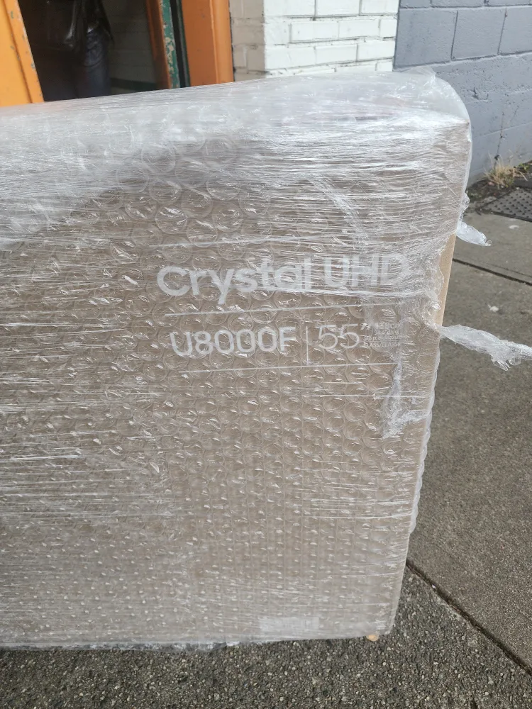 Samsung 55 in smart 4K TV smart image indicator(4)