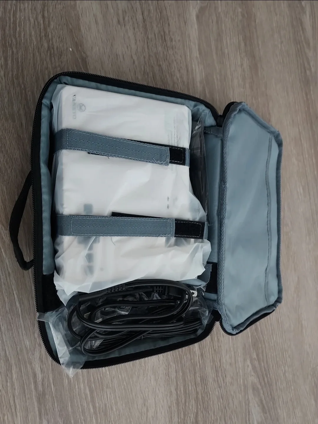 Vankyo - Leisure 3W Wireless Mini Projector - White image indicator(2)