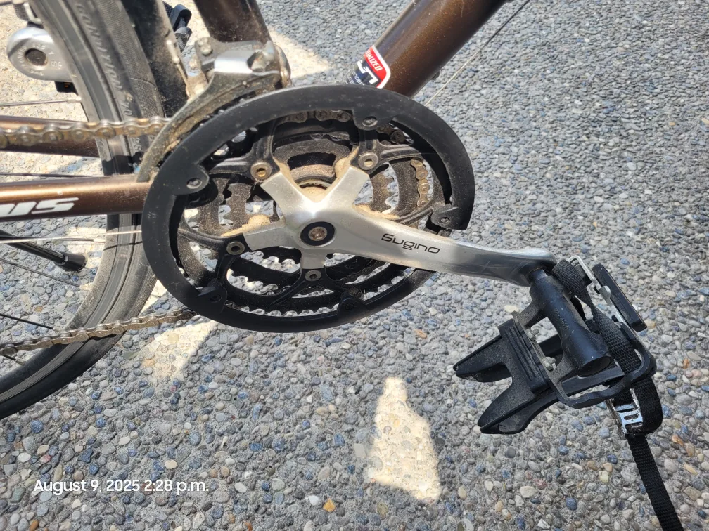 Specialized Sirrus Shimano 8-Speed Bike image indicator(8)