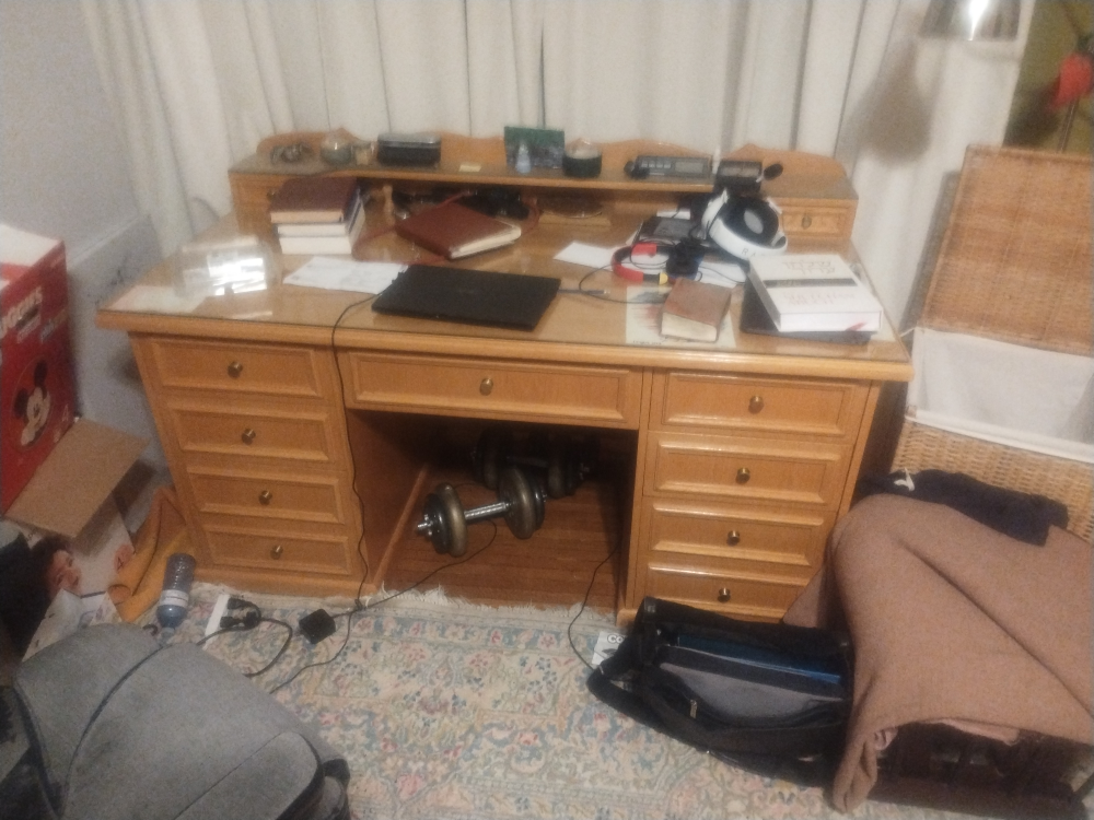 Desk: Custom Built Solid Wood Oak Veneer