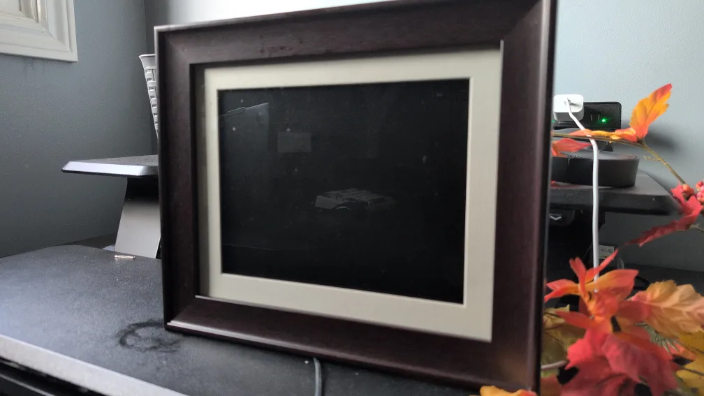 Coby 10.4" Digital Photo Frame thumbnail