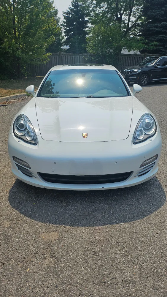 2013 Porsche Panamera HB 4 thumbnail