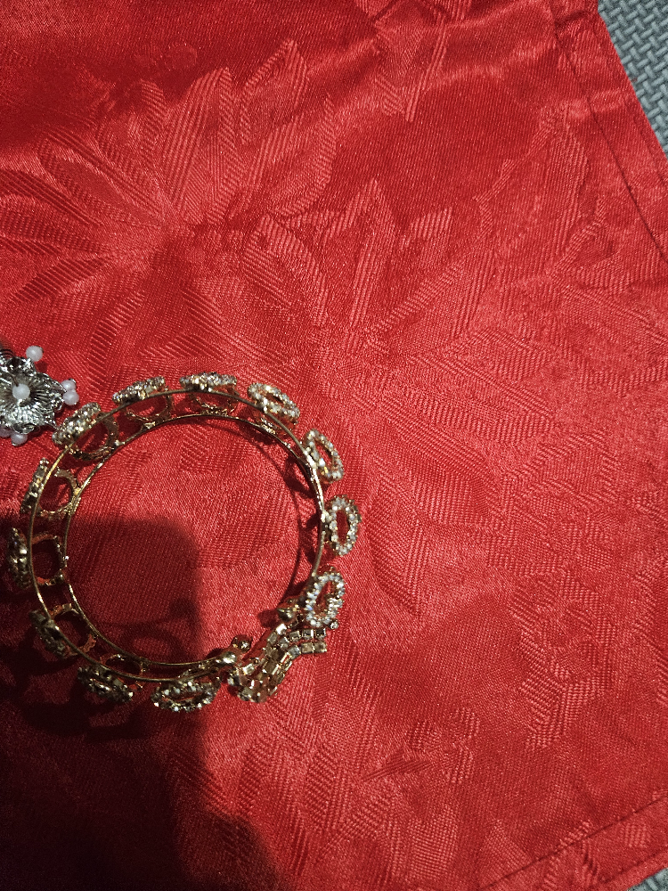 Gold-tone rhinestone bracelet - photo 2