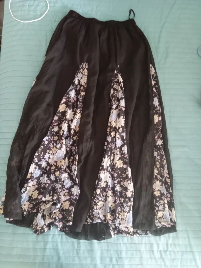 Liz Claiborne Skirt Size 11 thumbnail