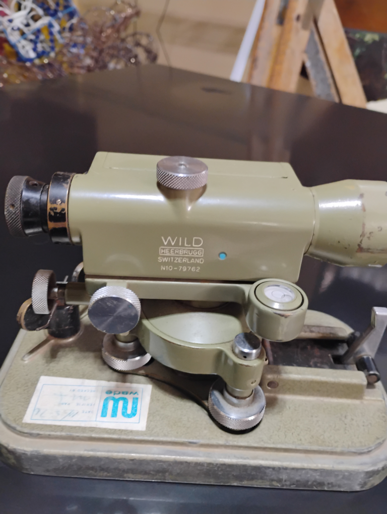 vintage survey WILD Heerbrugg N10 Level - photo 5