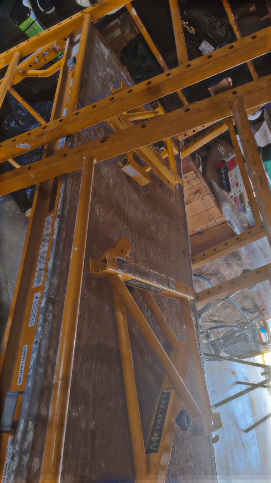 Scaffolding - photo 5