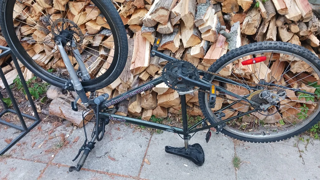 Deon Cherokee County SE Bike for parts thumbnail