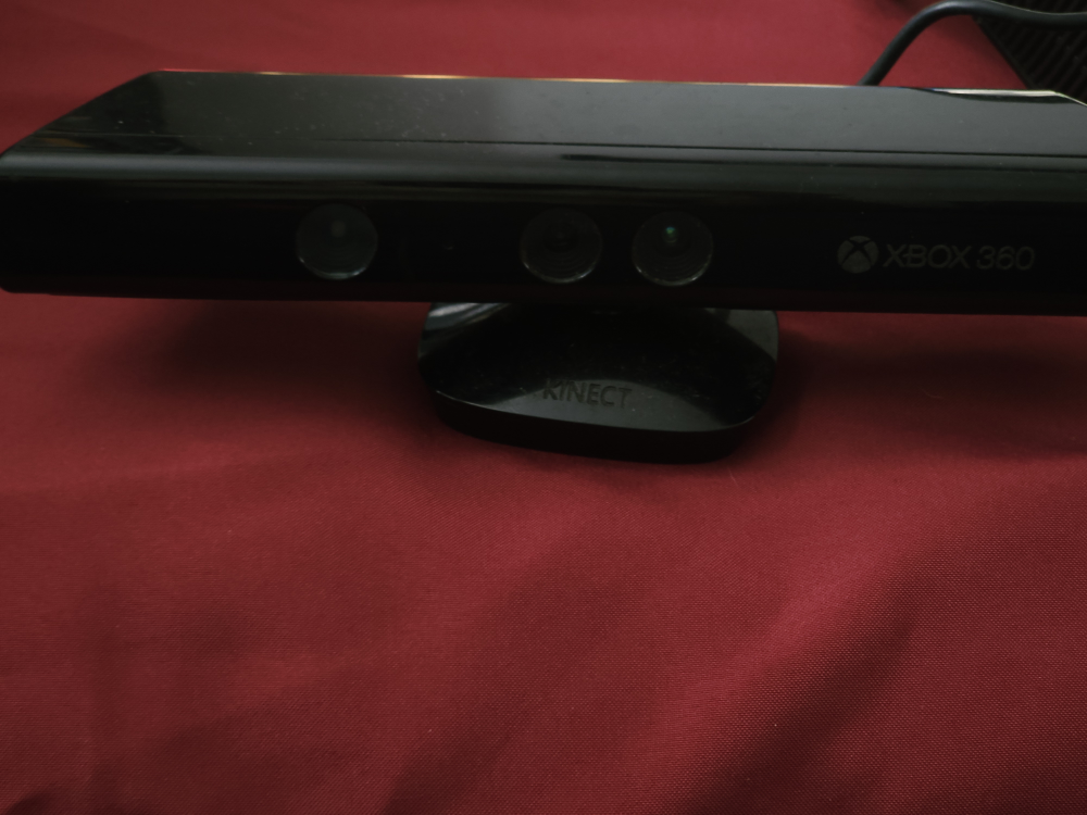 Xbox 360 Console with Kinect - photo 2