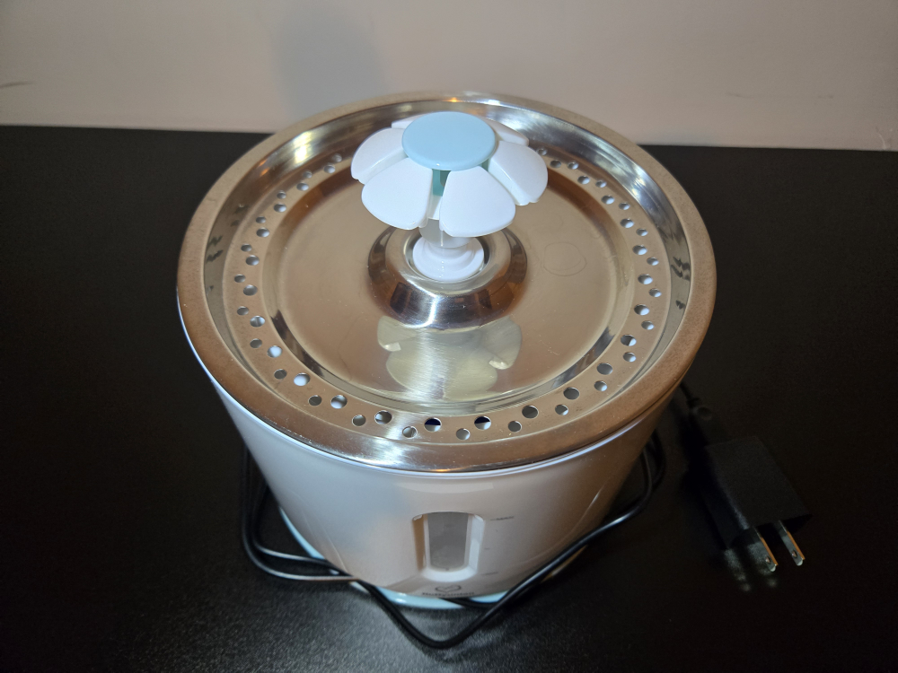 FluffyUnion Cat Water Fountain + Stainless Lid + 11 Filters - photo 2