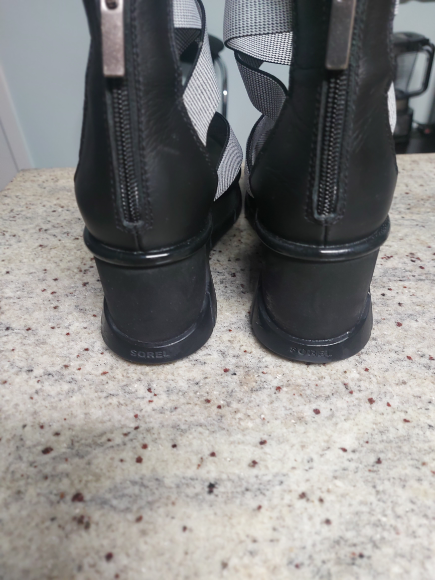 Sorel Black Wedge Sandals - Size 10 - photo 2