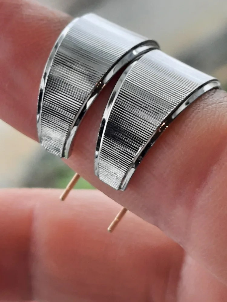 14 k stamped earings (posts are solid) image indicator(6)