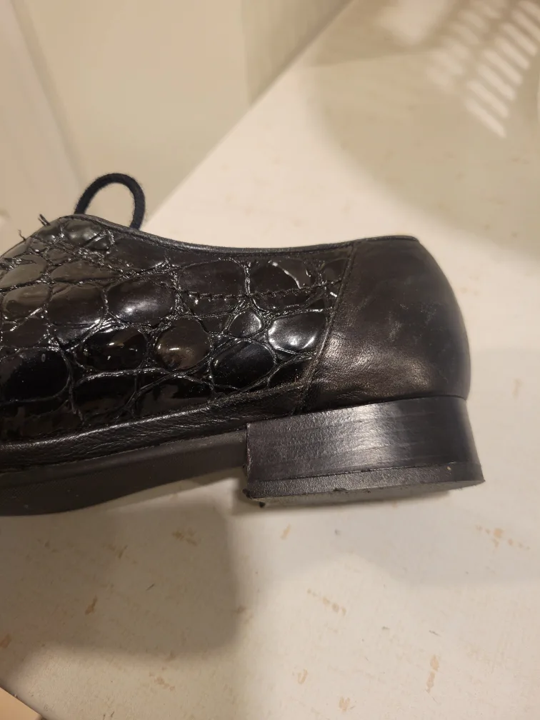 vintage Italian Amalfi by Rangoni Black Leather Shoes sz 7 image indicator(9)